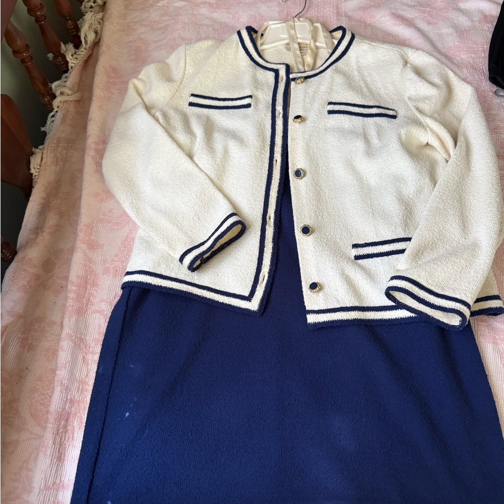 Castleberry vintage blazer and skirt